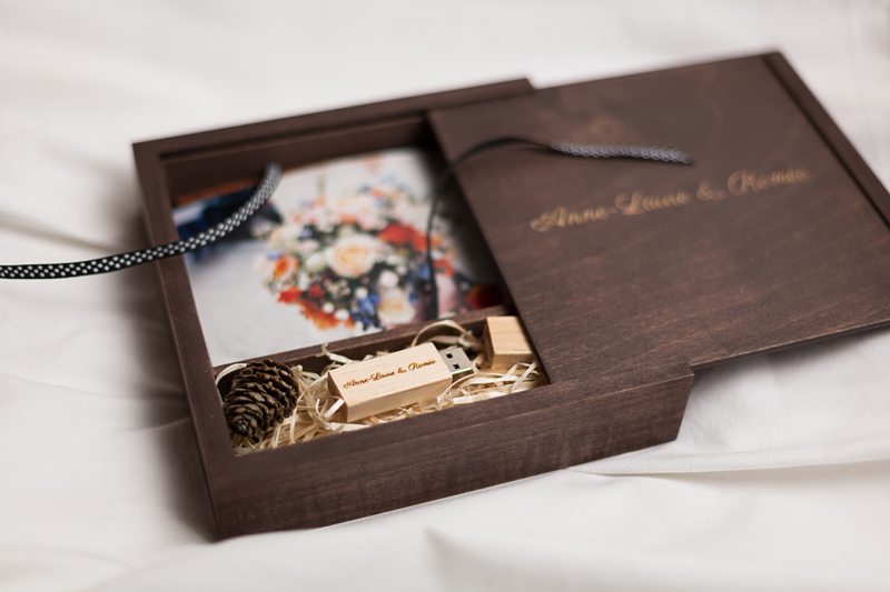 packaging mariage - coffret personnalisé pour les mariés - tirages et clé usb
