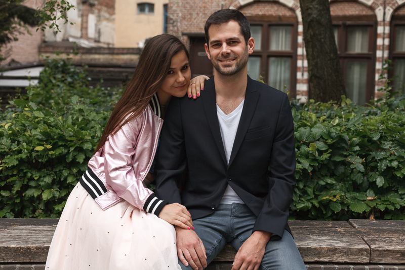 couple sur un banc dans le Vieux Lille