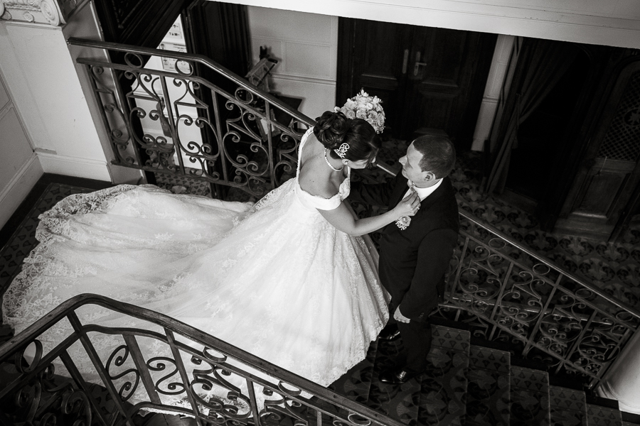 Photo noir et blanc mariage au château de la Motte Fénelon à Cambrai