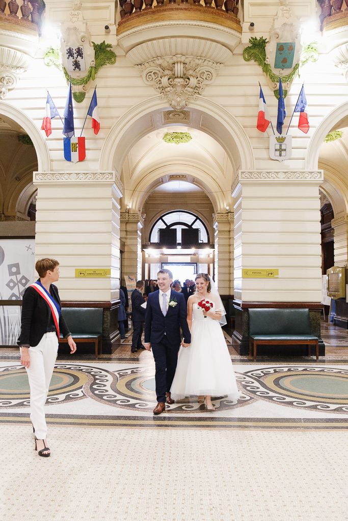 hall entrée mairie Tourcoing Hauts de France maire accueille couple