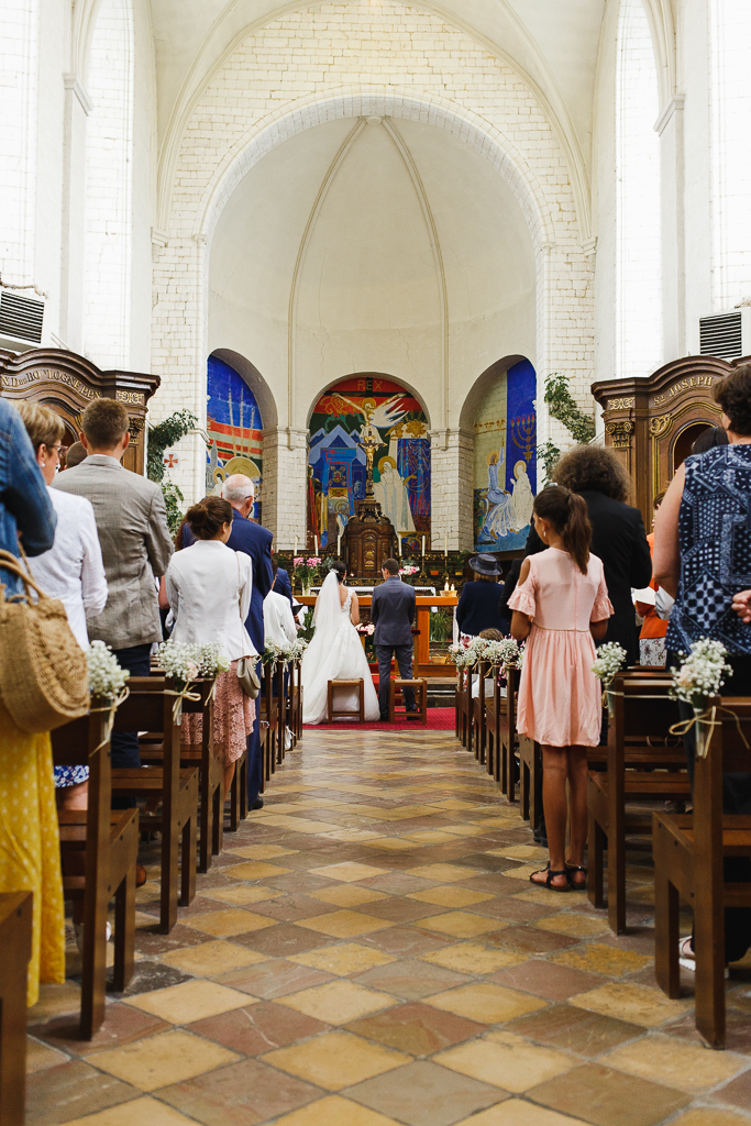 vue d'ensemble église abbatiale Notre Dame de Licques reportage mariage à la campagne Trois Pays