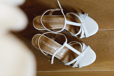 photos des préparatifs de la mariée chaussures