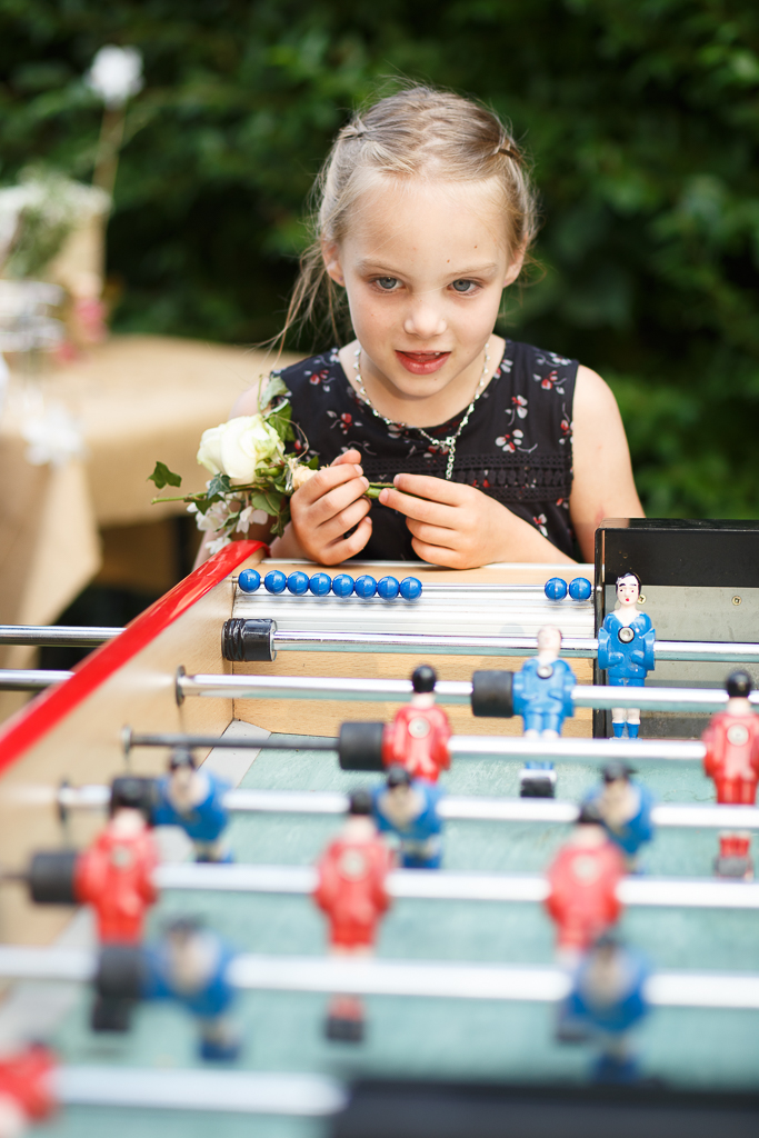 enfant et baby foot vin d honneur mariage 