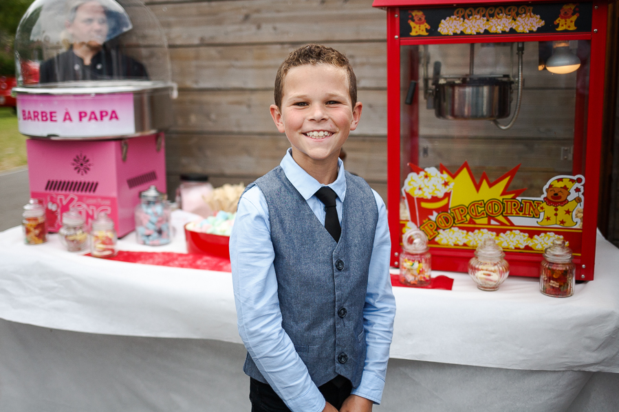 idée table enfants mariage barbe à papa popcorn photographe mariage Richebourg Mont-Bernanchon Béthune