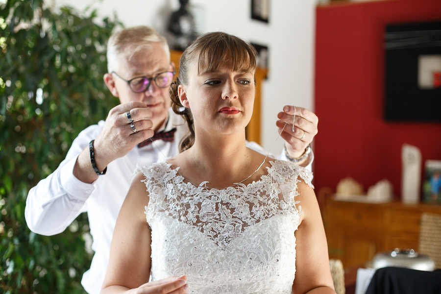 préparatif mariée bijou photographe mariage Richebourg