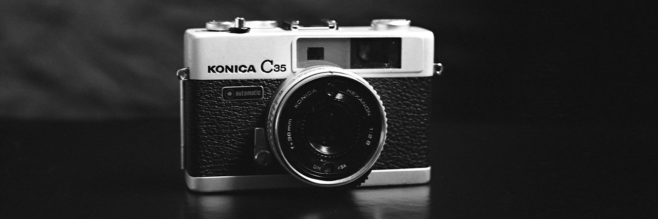 Vous êtes à la recherche d'un bon photographe argentique expérimenté et spécialisé mariages à Lille et portraits Nord ? Contaxtez-moi.